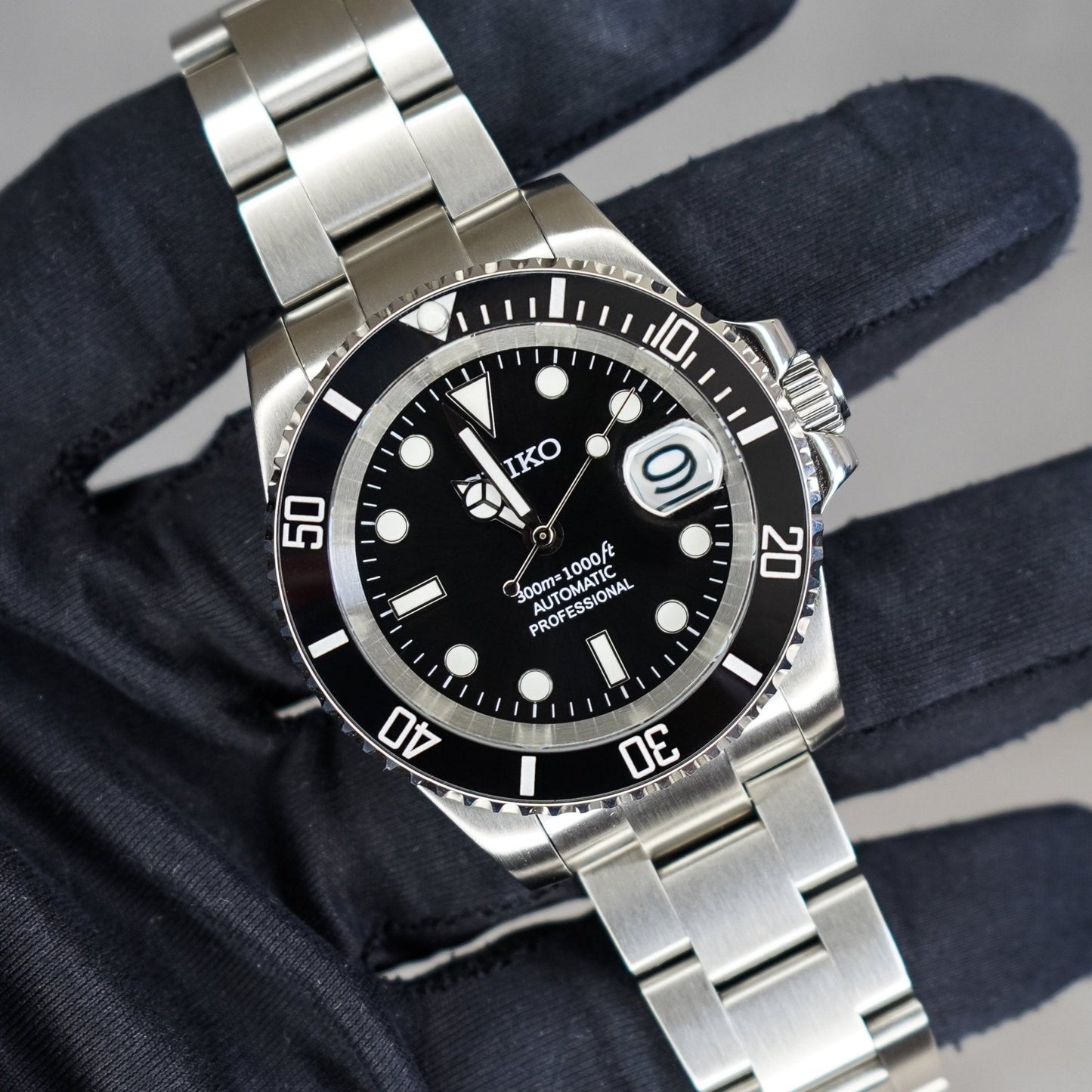 40mm Black Dial Sub Style Diver w/ Custom Seiko NH35 Movement Watch SKX