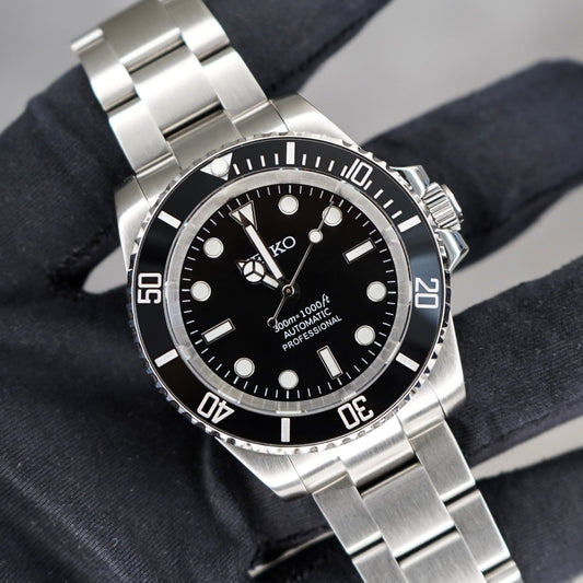 40mm Signature Black Dial No Date Sub Style Diver Custom Seiko NH35 Movement Seiko Mod Watch - Main