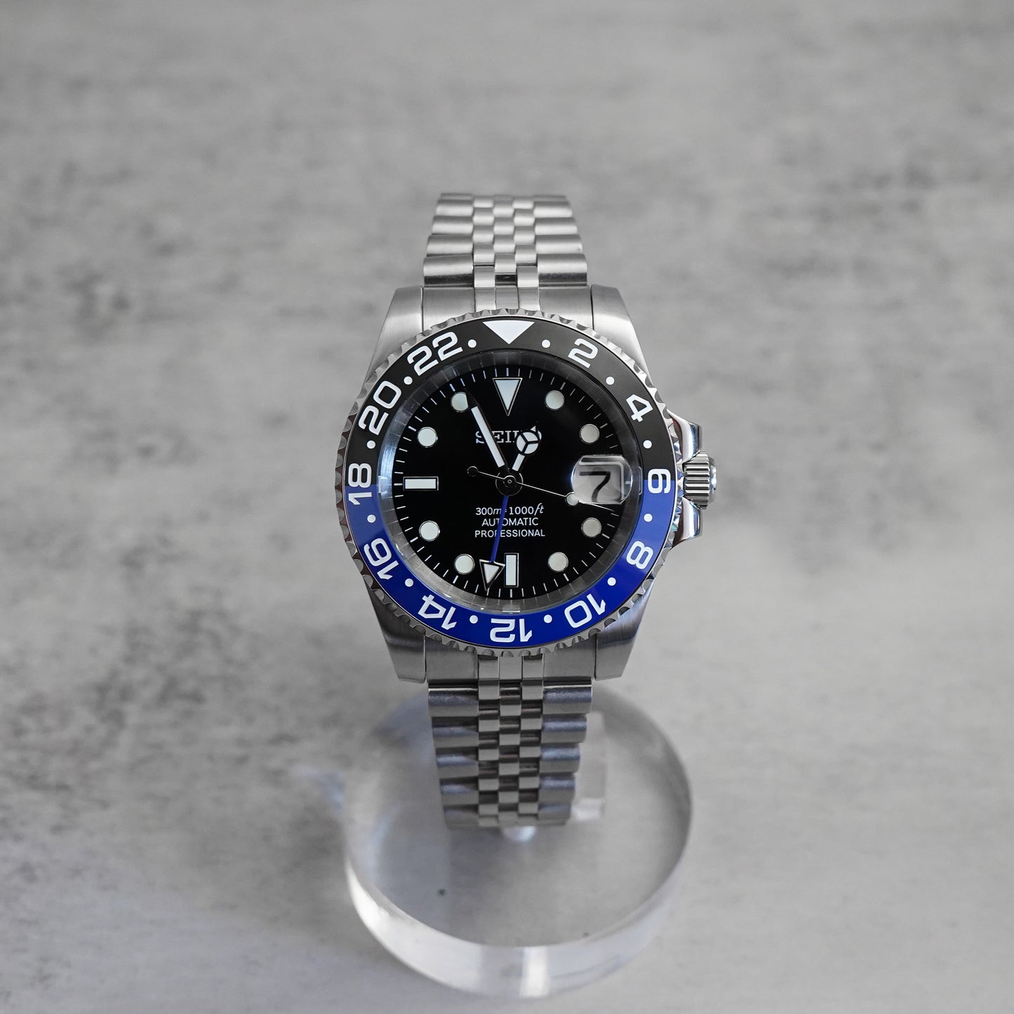40mm Batman GMT Black Dial Sub Style Diver Custom w/ Seiko NH34 GMT Movement Mod Watch SKX