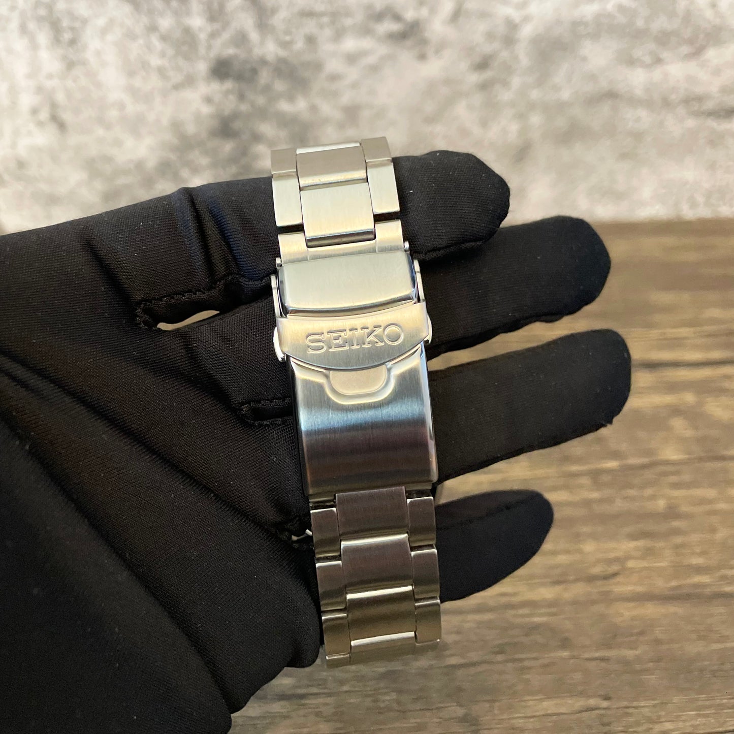 42mm Green Kermit Genuine Seiko 5 5KX Sport Mod Sub Style Diver w/ 4R36 Movement Seiko Mod Watch - Clasp