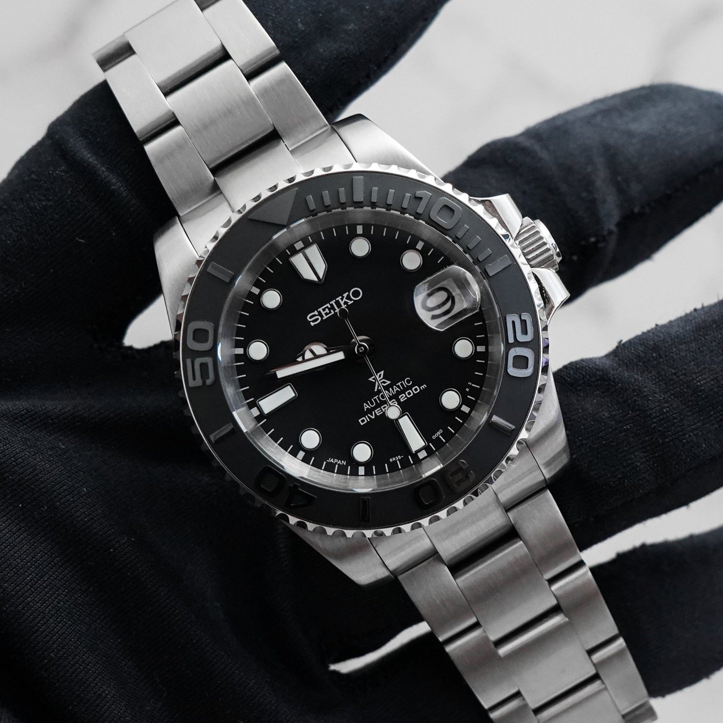 40mm Yacht Sub Style Diver Mod w/ Matte Black Dial Custom Seiko NH35 Movement Mod Watch SKX