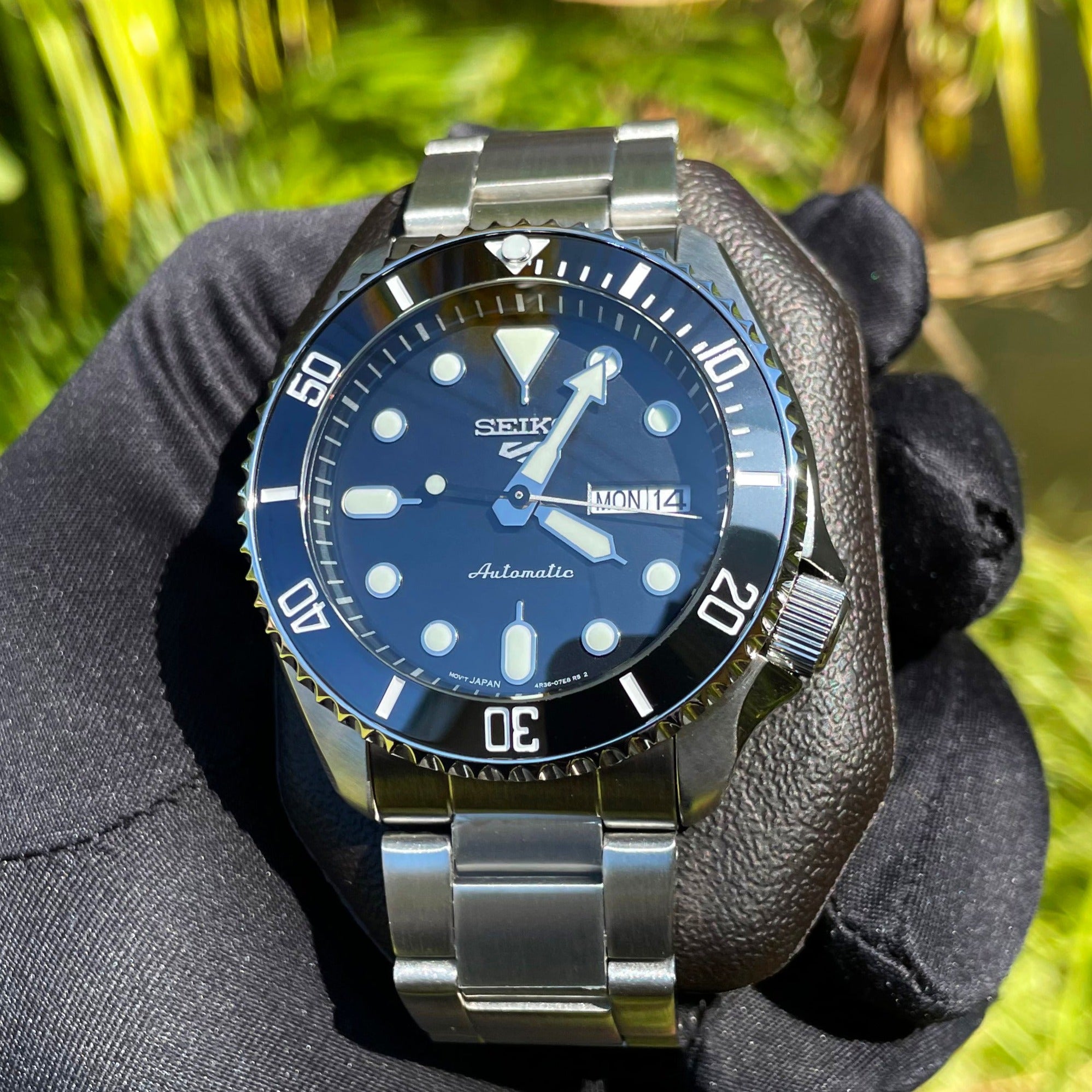 42mm Black Genuine 5KX Sport Mod Sub Style Diver w/ Seiko 4R36 Movemen –  Aventura Watch Mods