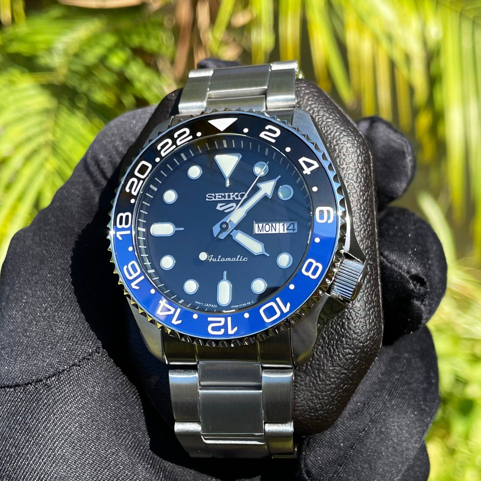 42mm Seiko 5 Sport Mod SRPD55 Batman GMT Sub Style Diver Custom Build w/ 4R36 Movement Watch SKX - Main